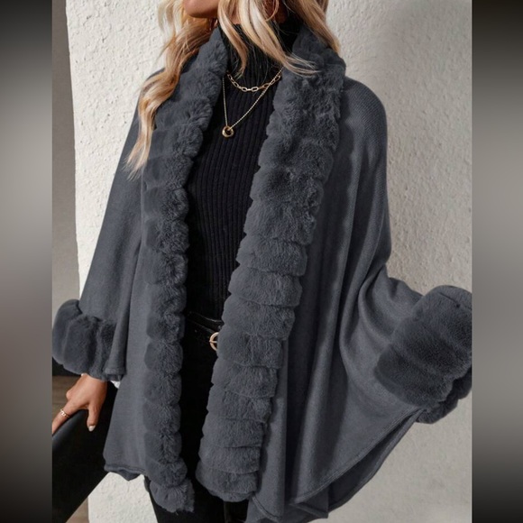 Cozy Fringe Open Front Cardigan Poncho - Picture 10 of 10